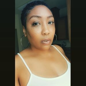 Meet your Posher, Rakeena